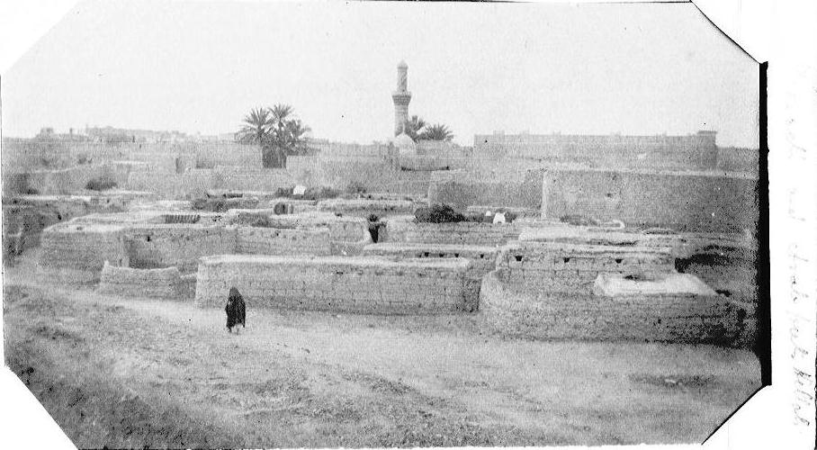 Minaret&HousesHillah